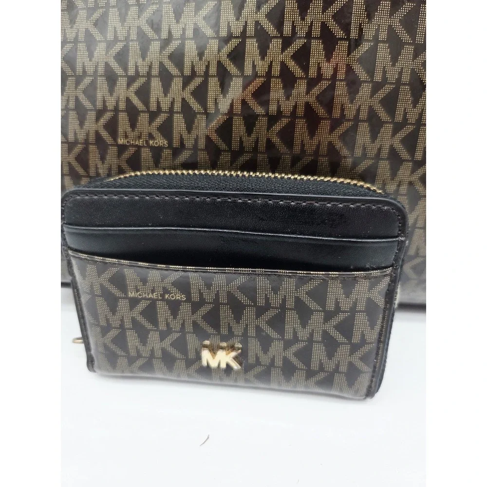 Michael Kors Signature Glossy Logo Voyager East West Tote brown gold bag WALLET
